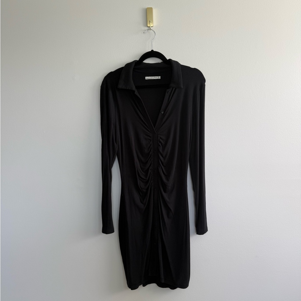 Abercrombie & Fitch Black Long-Sleeve Ruched Dress